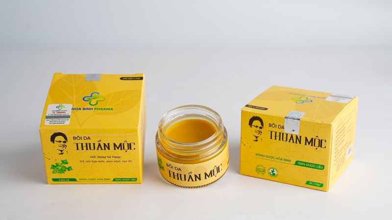 Cao lá Thuần Mộc là sản phẩm được phát triển từ bài thuốc dân gian, kết hợp với dây chuyền sản xuất hiện đại, giúp tăng hiệu quả điều trị